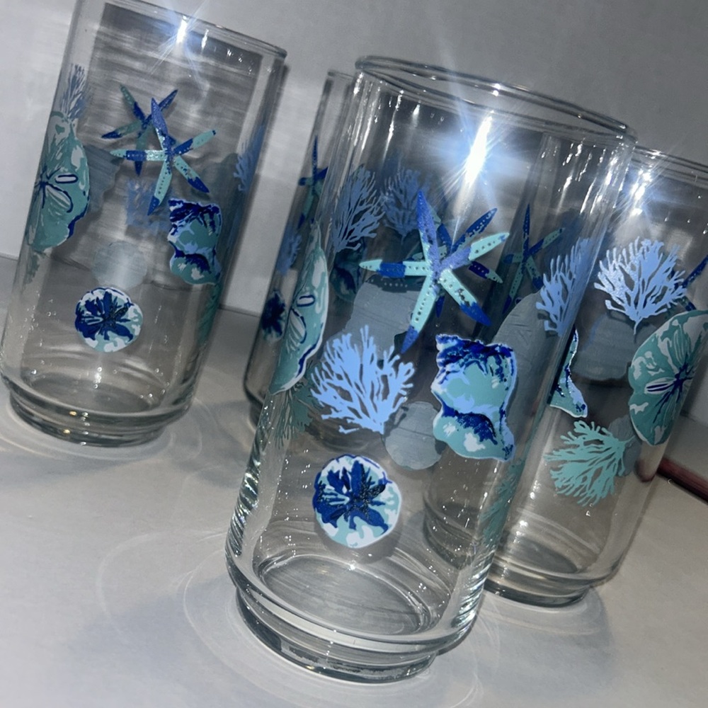 Glass cups - Picture 10 of 16